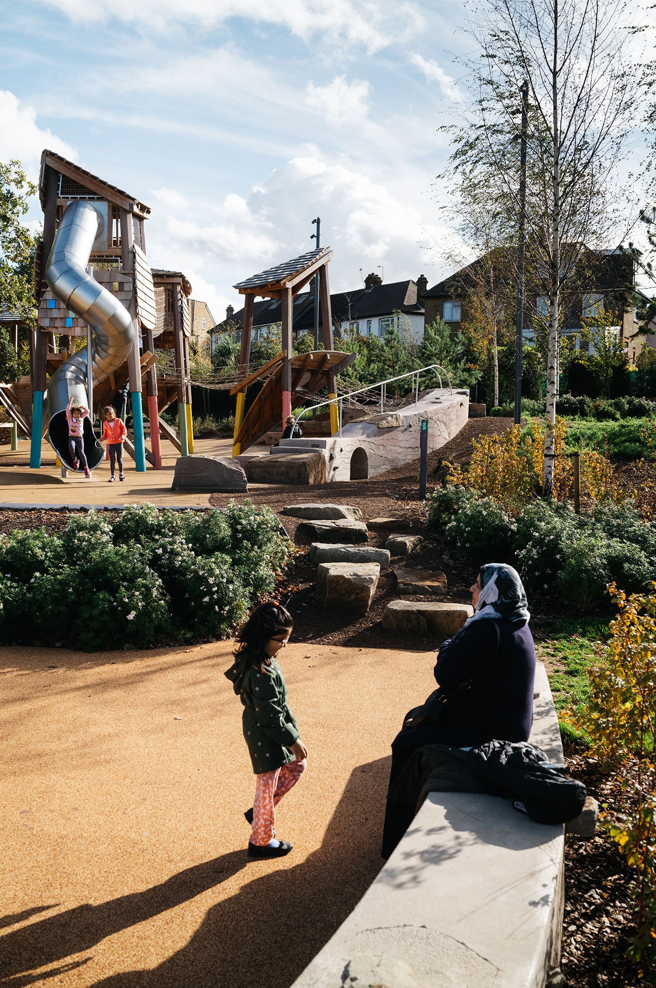 002_ClaremontParkPlayground_ErectArchitecture_photo-LewisRonald