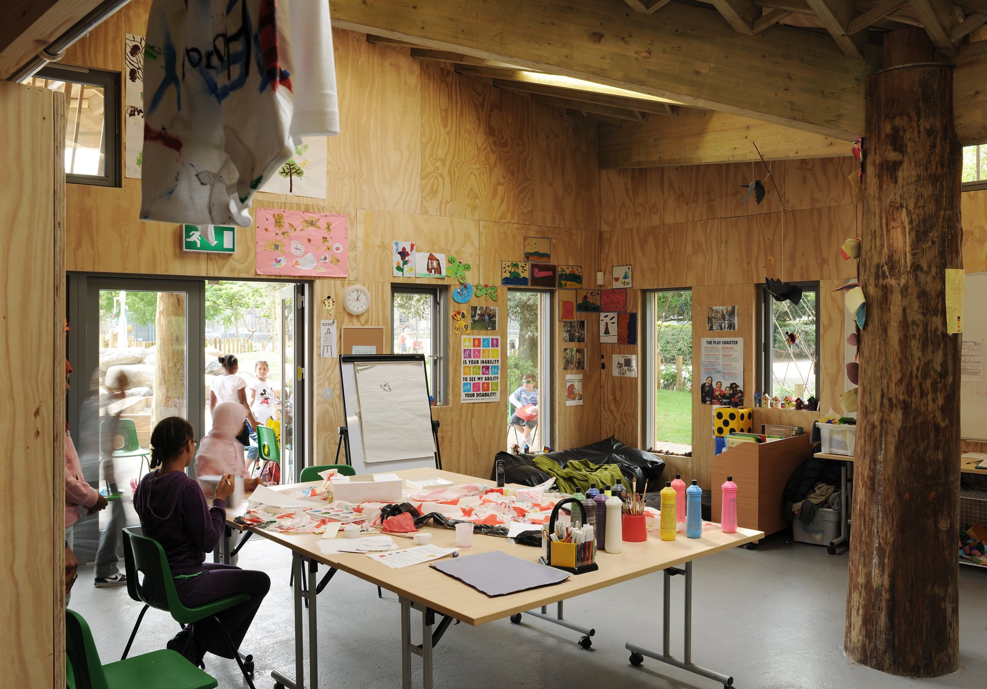 003_ErectArchitecture_KilburnGrangeCentre_Photo-David-Grandorge