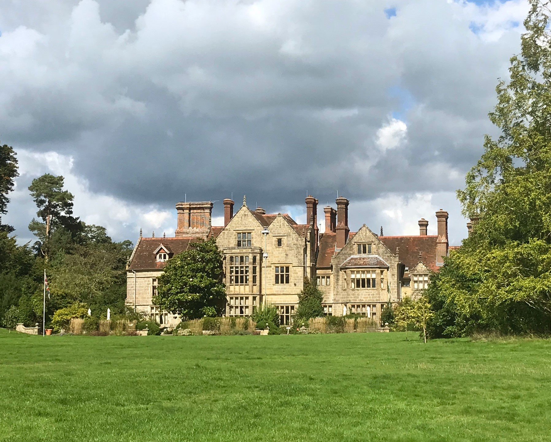 02_ErectArchitecture_BordeHillGarden_.jpg
