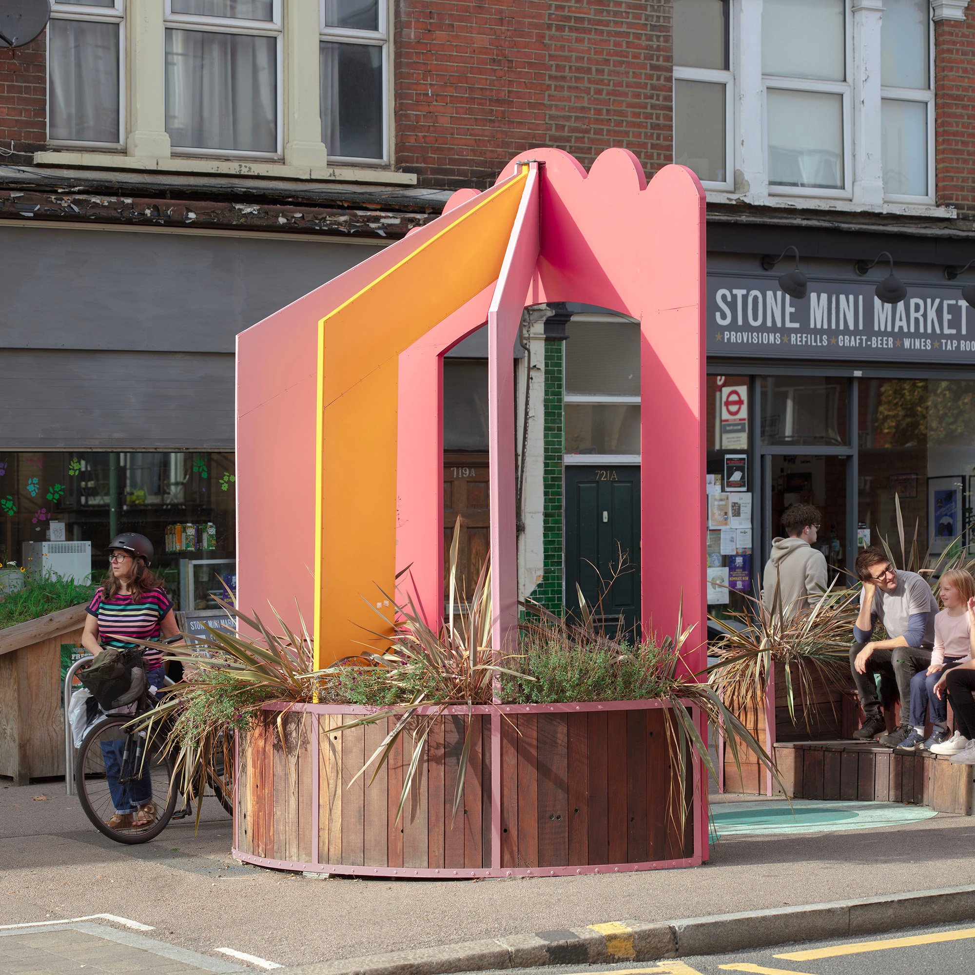 A23_EA01_Waltham Forest Parklets_Stone Mini Market_11
