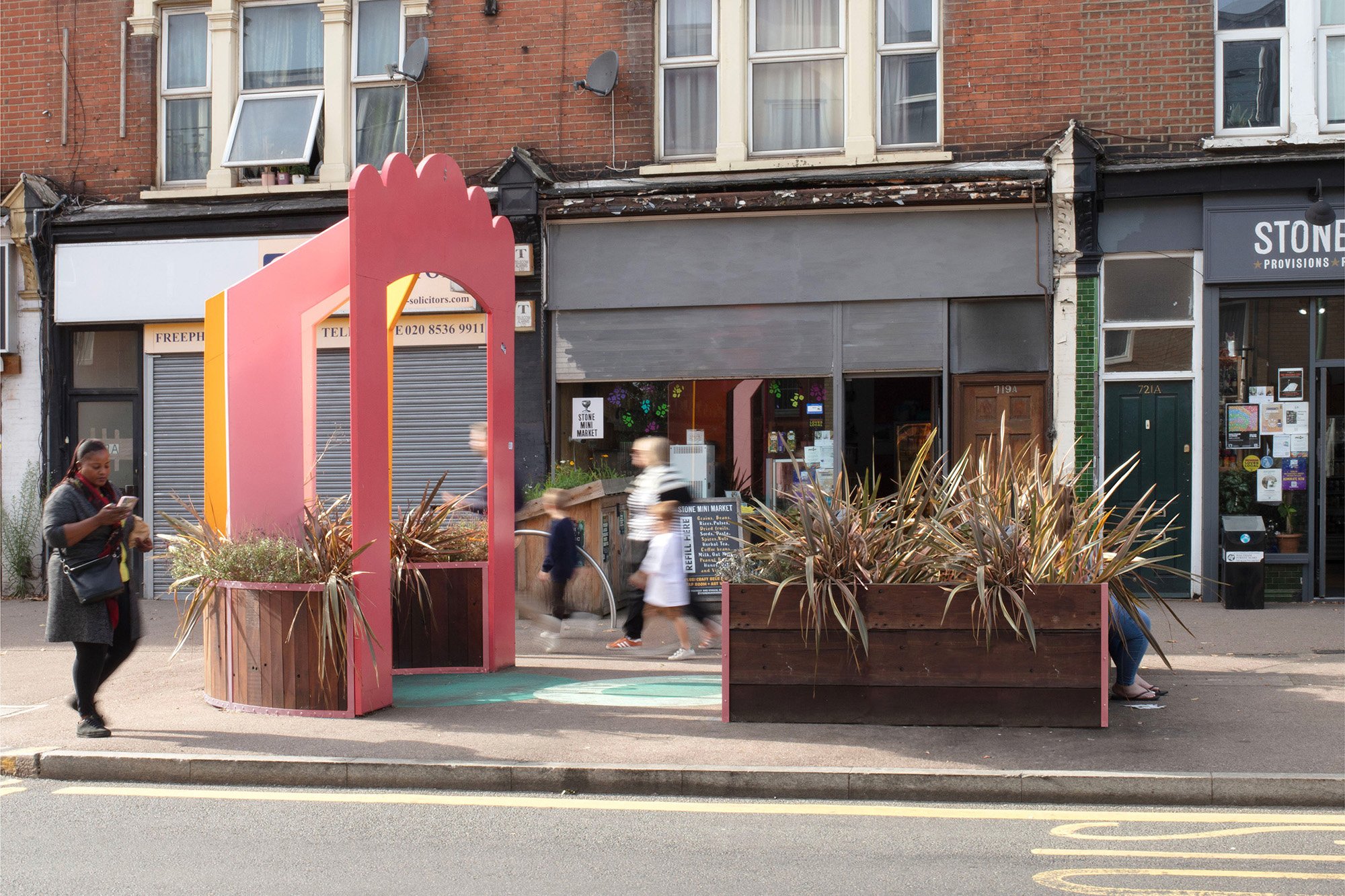 A23_EA01_Waltham Forest Parklets_Stone Mini Market_02