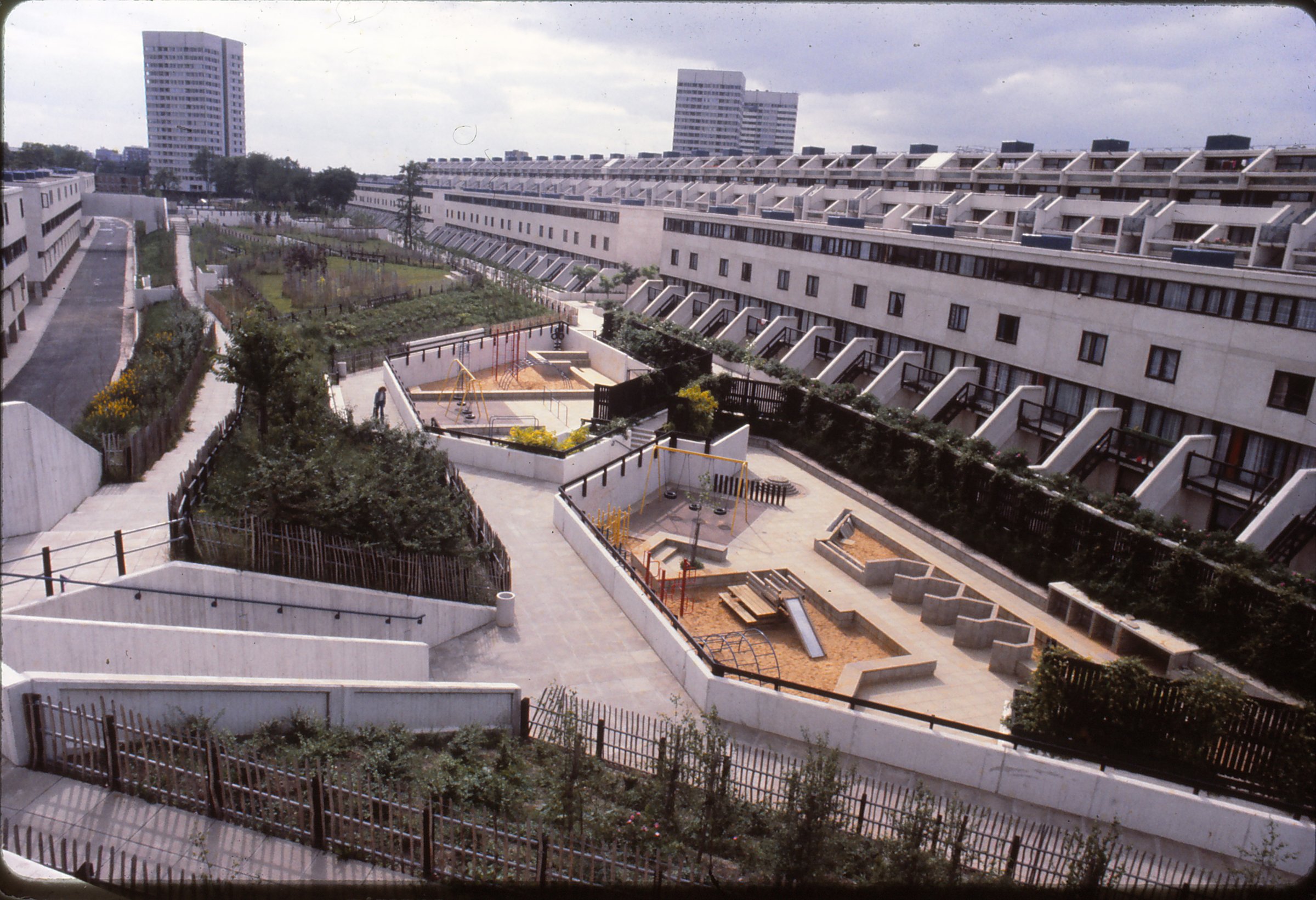 Alexandra Road Janet Jack_27_whole site_1979.jpg